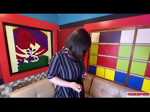 ❤️ Japansk cutie med store bryster onanerer med sexlegetøj og får en orgasme. Hun fortæller i et interview om sin kneppeoplevelse. Kæmpe bryster og behårede fisse stønner højt. Osakaporn Fucking at da.xlxxporno.ru ☑